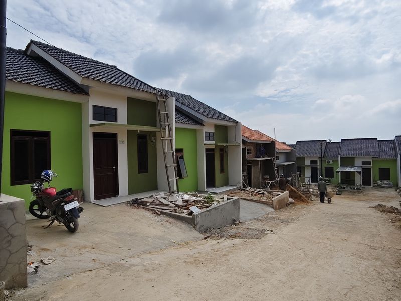 foto posisi tengah perumahan SAKURA LAND