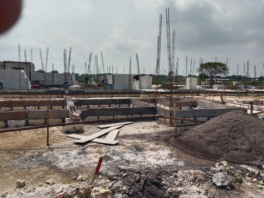 foto contoh rumah perumahan TERRANOVA RESIDENCE