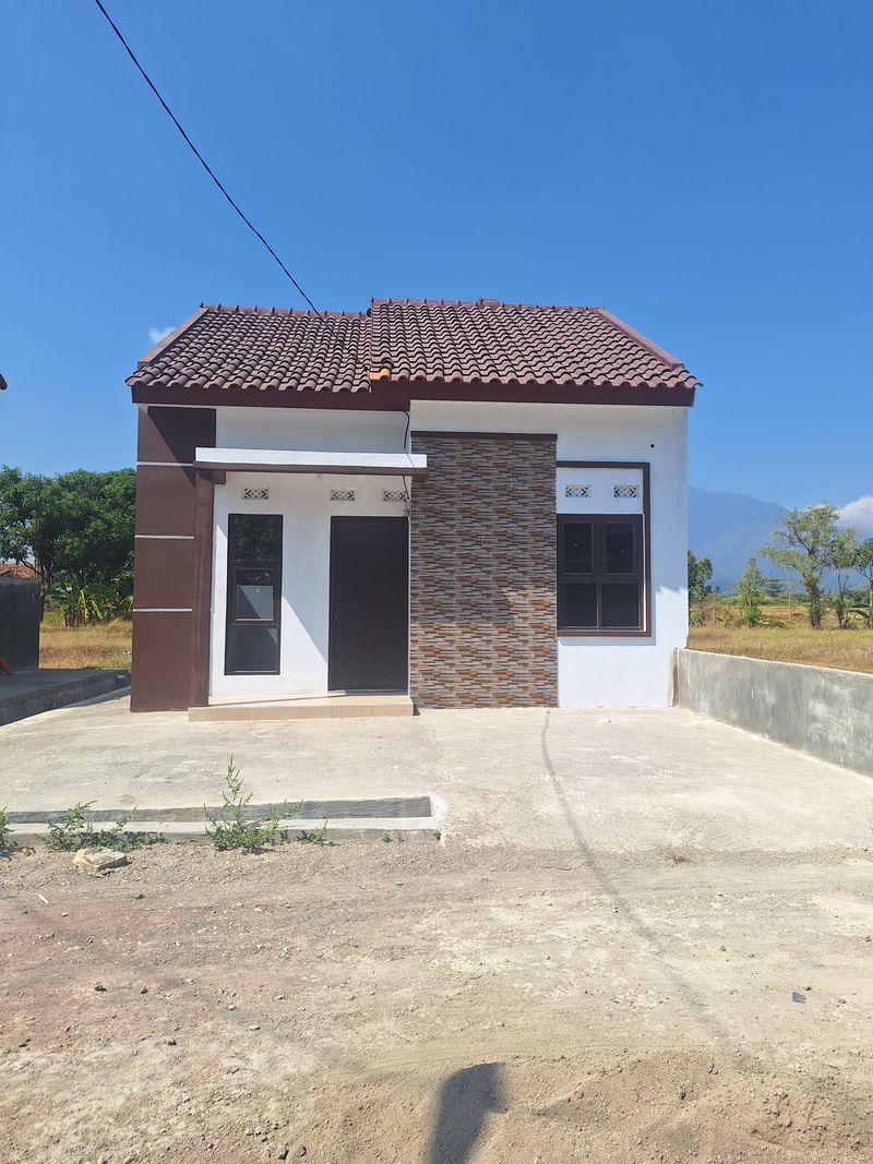 foto contoh rumah perumahan GRAHA KARTIKA PASALAKAN