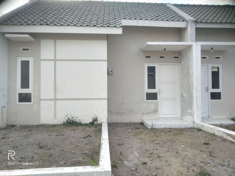 foto contoh rumah perumahan PESONA KADIREJO