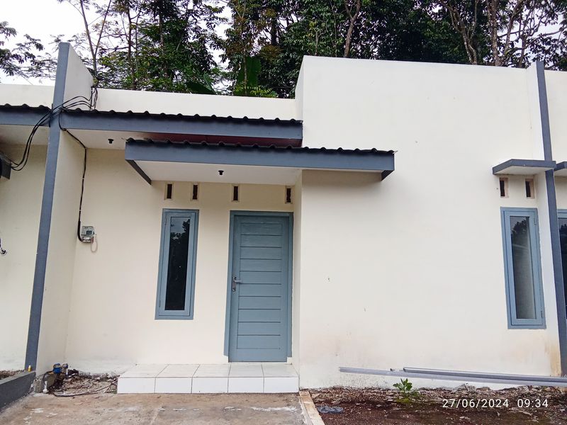 foto contoh rumah perumahan Griya Andhara