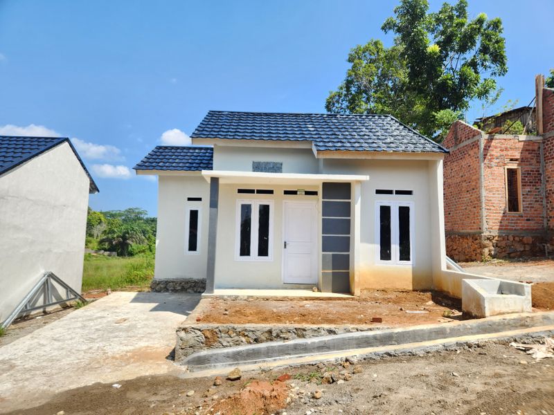 foto contoh rumah perumahan Grand Harmoni