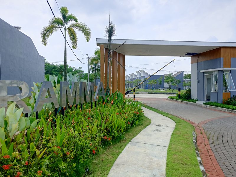 foto gerbang perumahan MODERNLAND CILEJIT