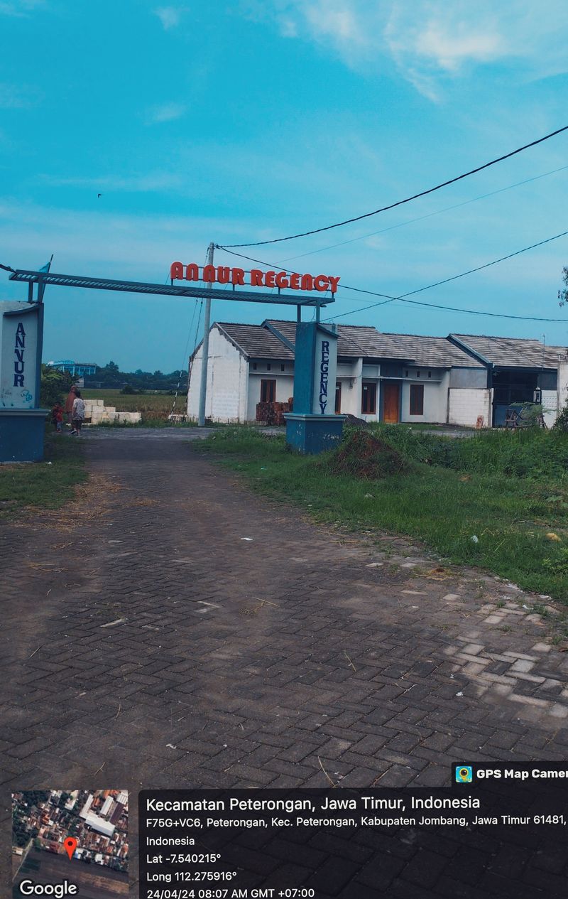 foto gerbang perumahan Annur Regency Peterongan