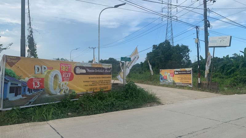 foto gerbang perumahan Dinar Mas Residence