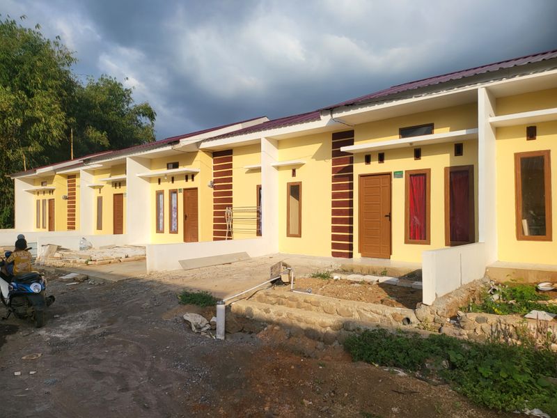 foto gerbang perumahan AQILA RESIDENCE