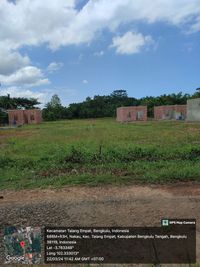 foto gerbang perumahan GRAND TULIP