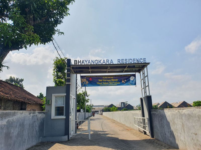 foto gerbang perumahan PERUMAHAN BHAYANGKARA RESIDENCE 2