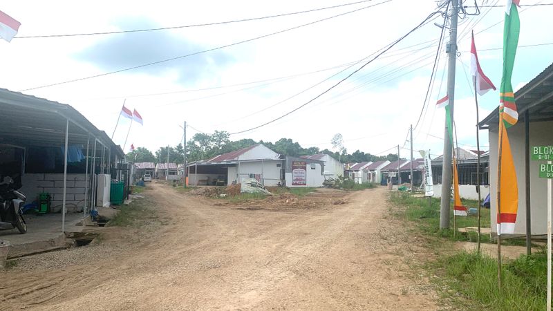 foto posisi tengah perumahan Dinar Mas Residence
