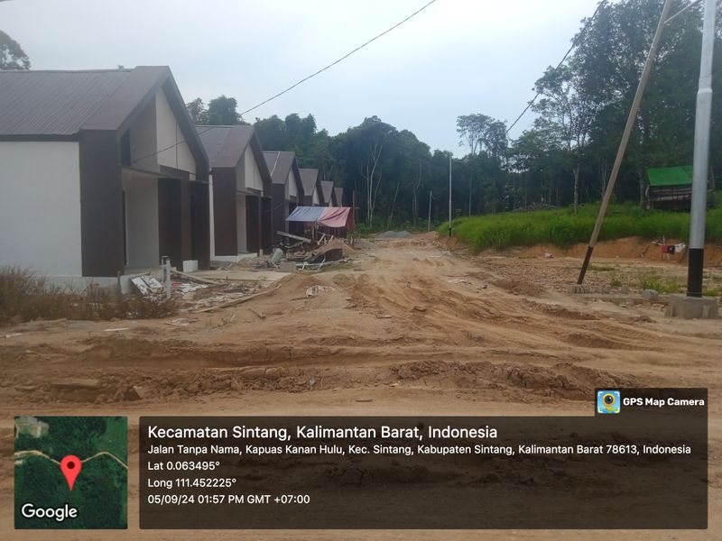 foto posisi tengah perumahan VILLA RACHEL
