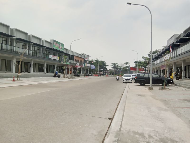 foto posisi tengah perumahan HARVEST CITY (BOULEVARD SAKURA)