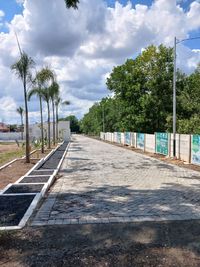 foto posisi tengah perumahan Karang Anyar Residence 3
